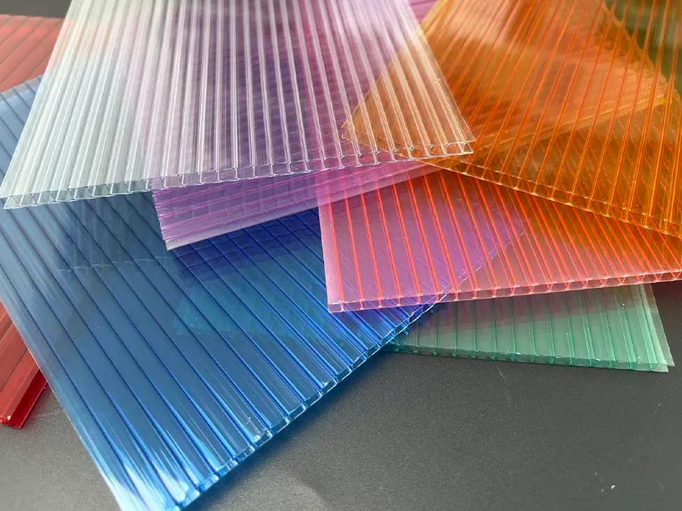 twin wall polycarbonate greenhouse